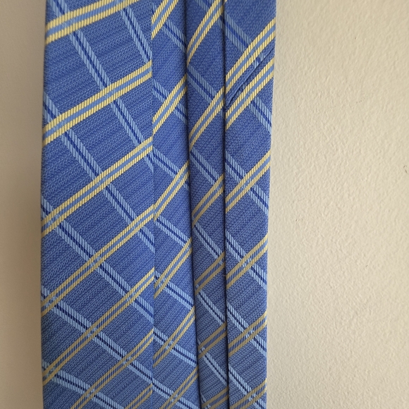 Hugo Boss Blue and Gold Plaid Tie - Picture 11 of 14